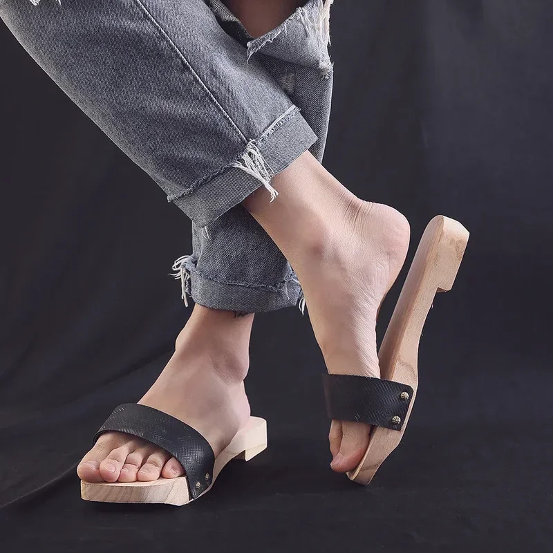 Jemma Leong Anime Jepang Shama - Geta Wooden Sandal ulasan dan harga